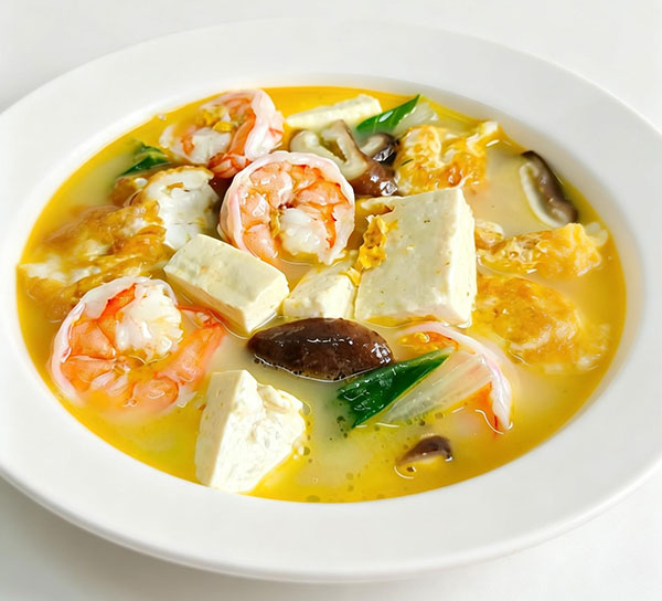 Shrimp, Mushroom, and Tofu Soup